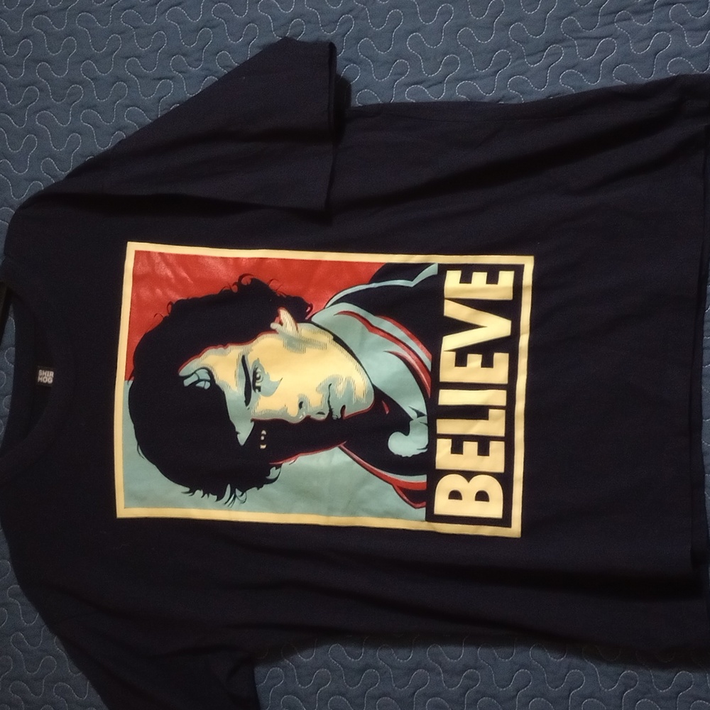 Graphic T-Shirt Benedict Cumberbatch Sherlock Holmes 'Believe'